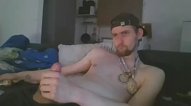 ThePython666 online show from 03/17/25, 07:46