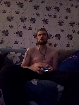 ThePython666 online show from 10/08/25, 11:57