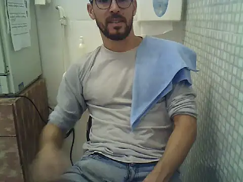 pdasgyn online show from 09/29/25, 01:38