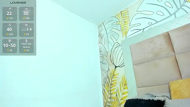 Snapshot of sexyvioletvalerious chatting on 02/06/26, 08:07 sexyvioletvalerious online show from 02/06/26, 08:07