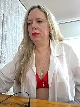 Irina3718 online show from 02/09/26, 03:49