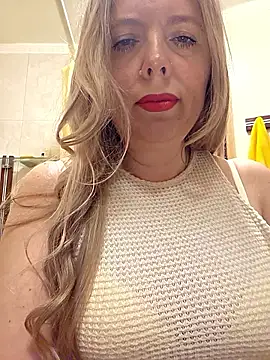 Irina3718 online show from 06/19/26, 10:30