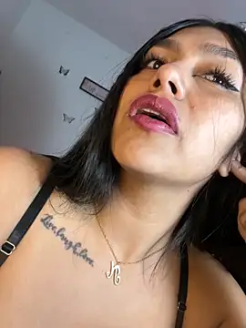 Snapshot of Tania_rendon chatting on 09/27/25, 12:32 Tania rendon online show from 09/27/25, 12:32