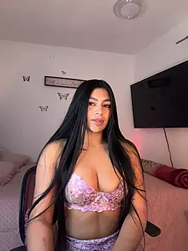 Snapshot of Tania_rendon chatting on 02/08/26, 01:36 Tania rendon online show from 02/08/26, 01:36