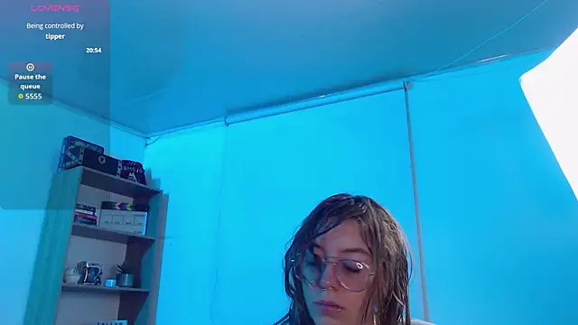 Snapshot of Soy_mangx chatting on 09/20/25, 02:34 Soy mangx online show from 09/20/25, 02:34