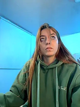 Snapshot of Soy_mangx chatting on 09/27/25, 05:23 Soy mangx online show from 09/27/25, 05:23