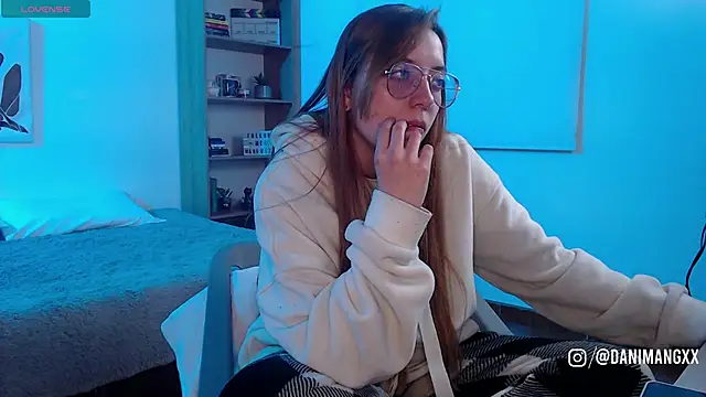 Snapshot of Soy_mangx chatting on 10/06/25, 02:53 Soy mangx online show from 10/06/25, 02:53