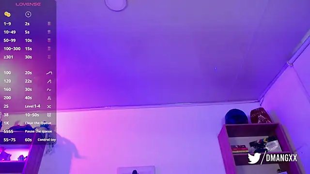 Snapshot of Soy_mangx chatting on 10/18/25, 10:21 Soy mangx online show from 10/18/25, 10:21