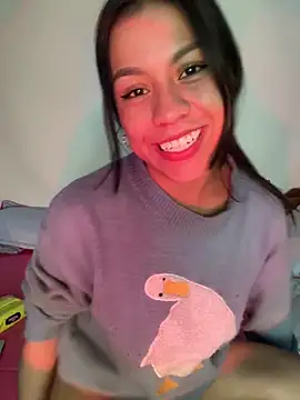 Snapshot of -Selene- chatting on 10/07/25, 10:51 -Selene- online show from 10/07/25, 10:51