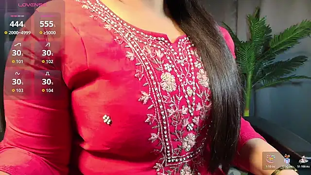 Snapshot of _Lisha_ chatting on 11/12/25, 06:41 Lisha online show from 11/12/25, 06:41