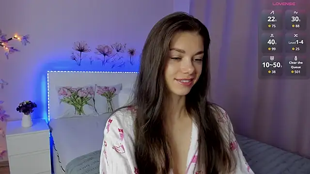 Snapshot of Eva_McCoy chatting on 09/23/25, 07:44 Eva McCoy online show from 09/23/25, 07:44