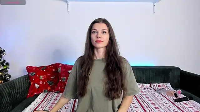 Snapshot of Eva_McCoy chatting on 12/15/25, 09:46 Eva McCoy online show from 12/15/25, 09:46