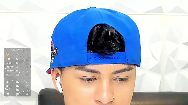 Snapshot of Sam_Daves chatting on 11/12/25, 01:55 Sam Daves online show from 11/12/25, 01:55