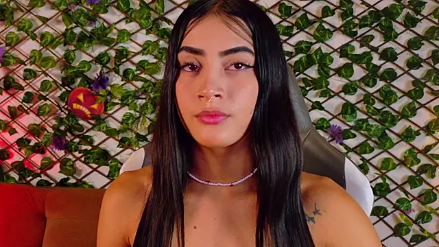 Snapshot of alice_rous21 chatting on 10/26/25, 07:20 alice rous21 online show from 10/26/25, 07:20