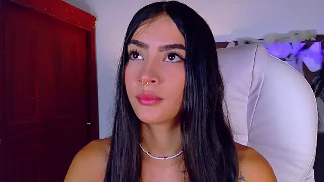 Snapshot of alice_rous21 chatting on 10/30/25, 01:45 alice rous21 online show from 10/30/25, 01:45