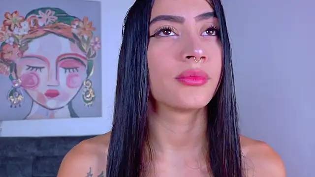 Snapshot of alice_rous21 chatting on 11/10/25, 01:10 alice rous21 online show from 11/10/25, 01:10