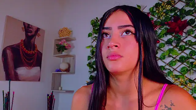 Snapshot of alice_rous21 chatting on 11/24/25, 01:33 alice rous21 online show from 11/24/25, 01:33