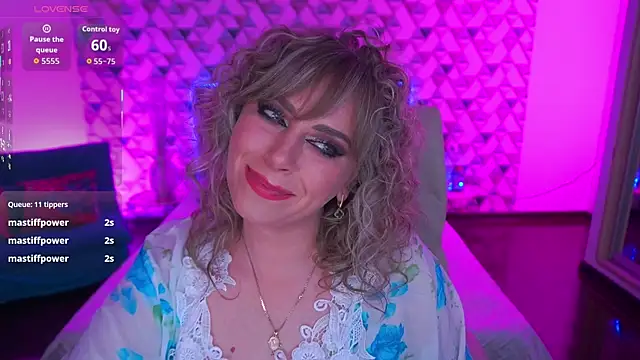 CandyLadyyy online show from 05/17/26, 08:27