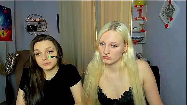 Snapshot of madam_uliis chatting on 05/05/26, 10:45 madam uliis online show from 05/05/26, 10:45