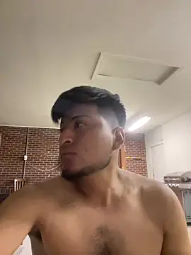 YAHIRALEJANDRIIIIII online show from 06/26/26, 05:56