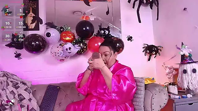 EllenaBoobs  online show from 10/24/25, 05:59