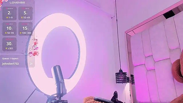 Snapshot of Daia_Ortiz chatting on 10/21/25, 07:47 Daia Ortiz online show from 10/21/25, 07:47