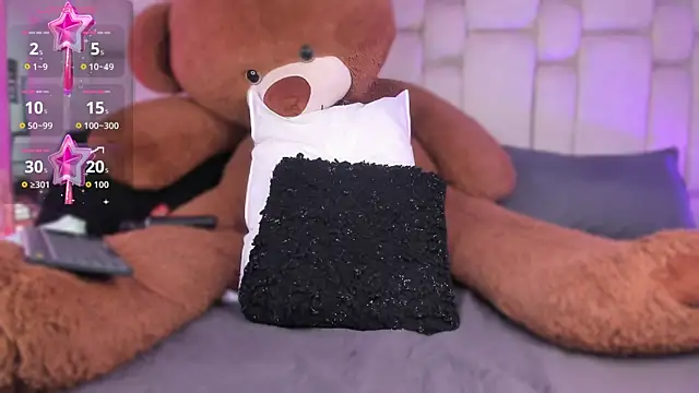 Snapshot of Daia_Ortiz chatting on 12/01/25, 07:41 Daia Ortiz online show from 12/01/25, 07:41