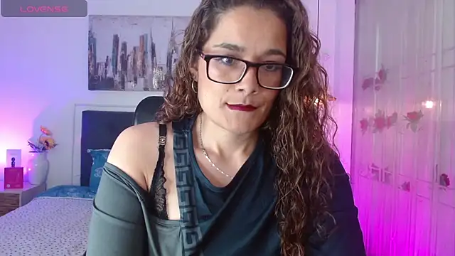 Rose Thompson1 online show from 05/11/26, 04:04