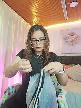Rose Thompson1 online show from 05/29/26, 01:42