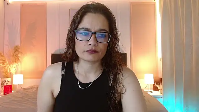 Rose Thompson1 online show from 06/07/26, 01:37