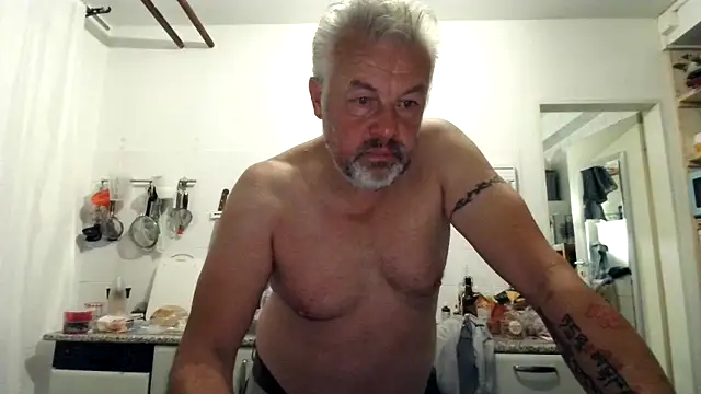 Berg Boy online show from 09/16/25, 03:51