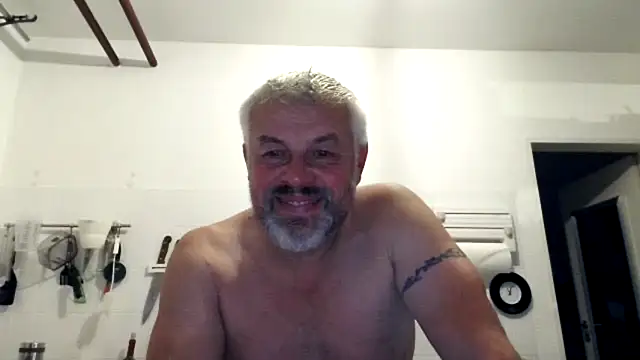 Berg Boy online show from 10/20/25, 09:04