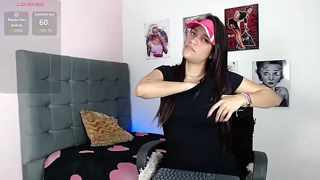 vicky bigboobs babe online show from 07/11/26, 11:17