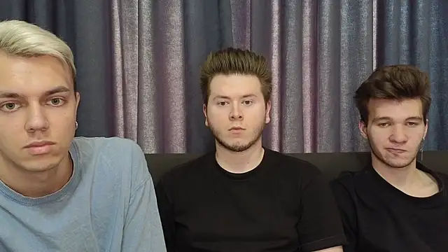 Snapshot of boys_sobolisha chatting on 09/22/25, 01:02 boys sobolisha online show from 09/22/25, 01:02