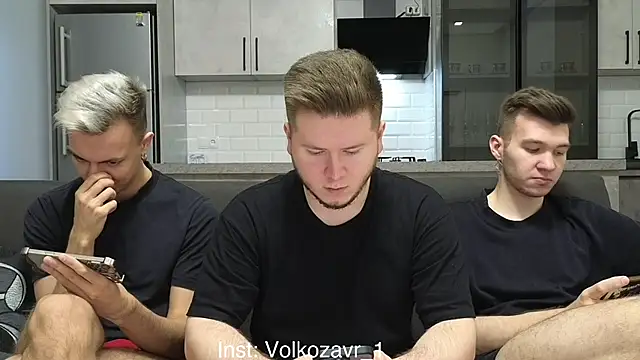 Snapshot of boys_sobolisha chatting on 10/21/25, 01:45 boys sobolisha online show from 10/21/25, 01:45