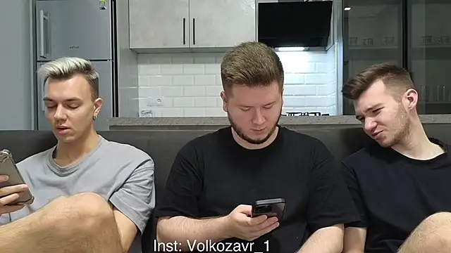 Snapshot of boys_sobolisha chatting on 10/25/25, 01:18 boys sobolisha online show from 10/25/25, 01:18