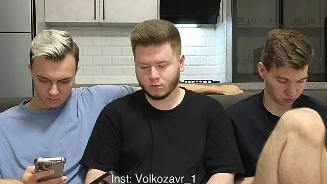 Snapshot of boys_sobolisha chatting on 11/15/25, 01:29 boys sobolisha online show from 11/15/25, 01:29