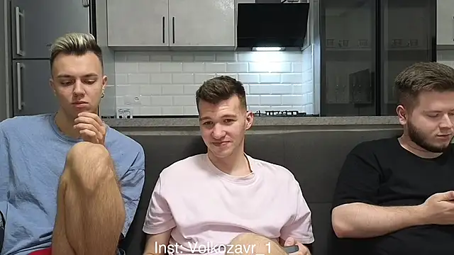 Snapshot of boys_sobolisha chatting on 11/26/25, 10:44 boys sobolisha online show from 11/26/25, 10:44