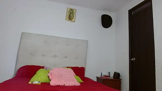 Snapshot of Danilove55 chatting on 09/14/25, 07:02 Danilove55 online show from 09/14/25, 07:02