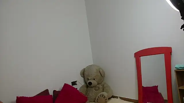 Snapshot of Danilove55 chatting on 10/09/25, 02:15 Danilove55 online show from 10/09/25, 02:15