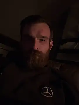 Snapshot of LKC94 chatting on 03/17/25, 01:46 LKC94 online show from 03/17/25, 01:46