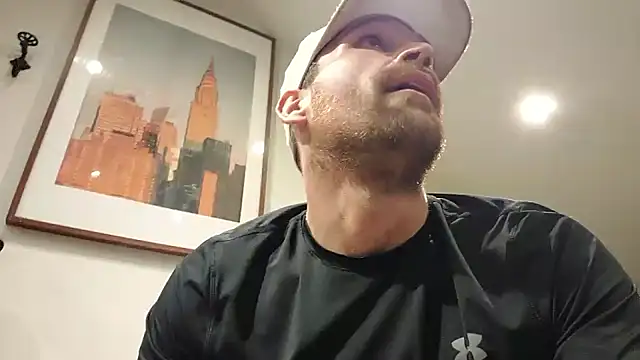 Snapshot of LKC94 chatting on 09/27/25, 06:35 LKC94 online show from 09/27/25, 06:35