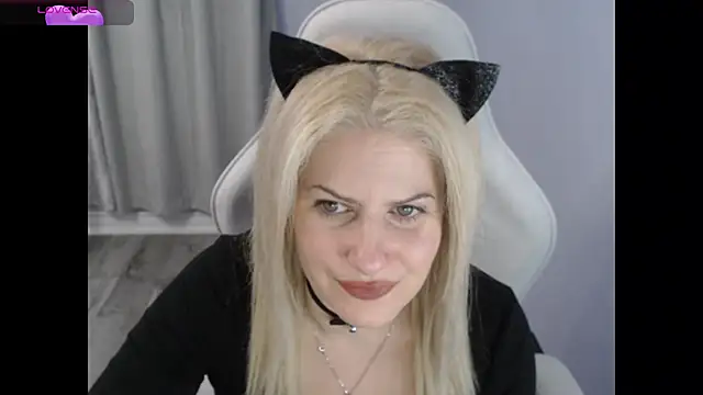 BellaStar84 online show from 10/28/25, 12:30