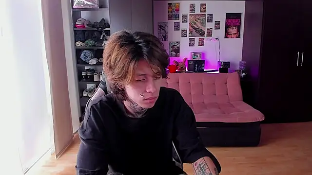 xIce Boy online show from 04/24/26, 05:26