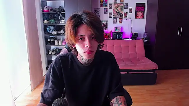 xIce Boy online show from 04/25/26, 02:47