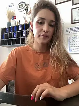 Snapshot of Lola_Terry chatting on 03/12/25, 03:07 Lola Terry online show from 03/12/25, 03:07