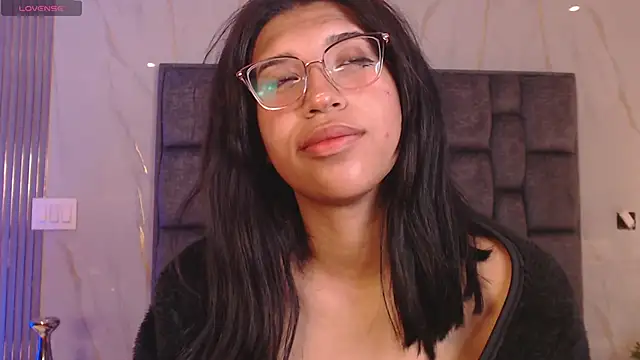 Snapshot of Karin_Ks chatting on 02/15/26, 08:35 Karin Ks online show from 02/15/26, 08:35