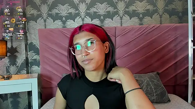 Snapshot of Karin_Ks chatting on 05/19/26, 03:02 Karin Ks online show from 05/19/26, 03:02