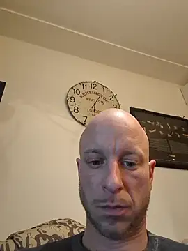 Snapshot of svenpfeifer chatting on 02/01/26, 05:00 svenpfeifer online show from 02/01/26, 05:00