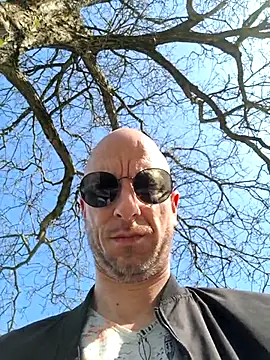 Snapshot of svenpfeifer chatting on 03/19/26, 10:08 svenpfeifer online show from 03/19/26, 10:08
